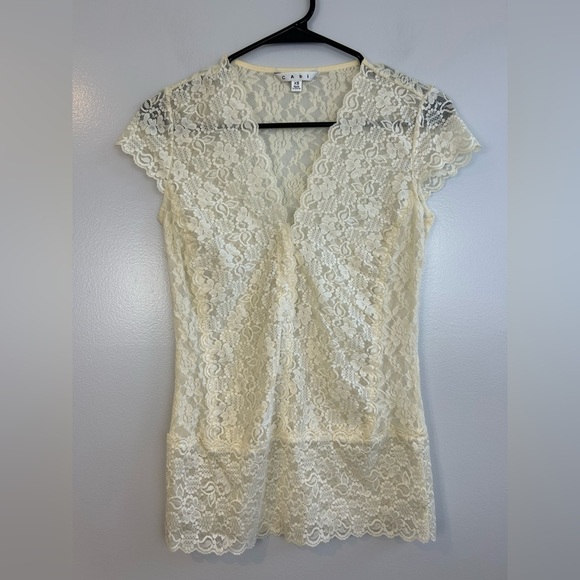 CAbi Cream Lace Cap Sleeve Fitted Sheer Blouse Size XS - Picture 2 of 9